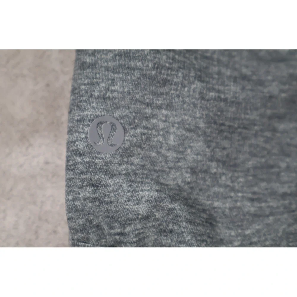 Lululemon Shorts Womens 4 Gray Athletic Running Elastic Waist Drawstring Pockets
